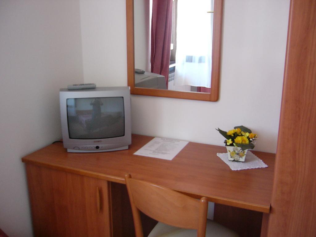 Nonna Alda Bed and Breakfast Viareggio Rum bild
