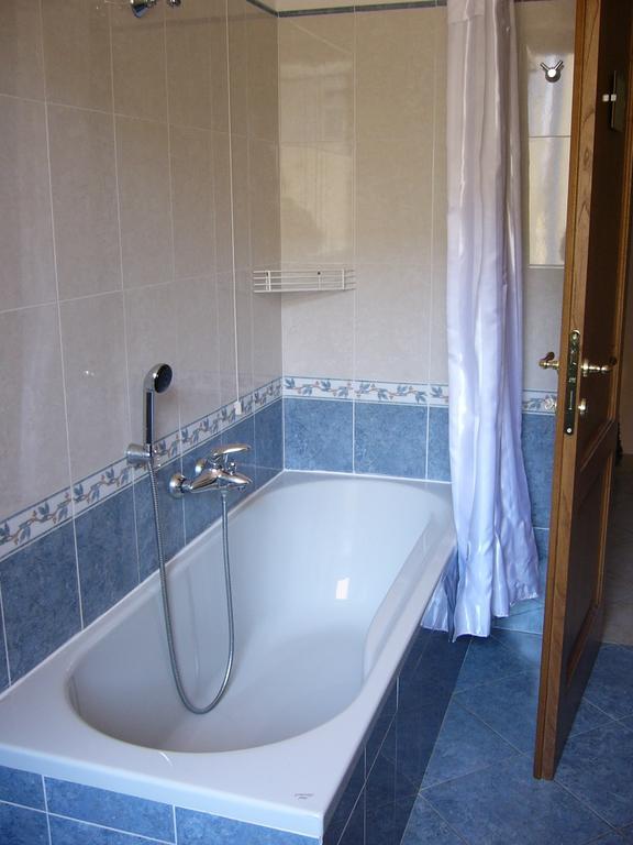 Nonna Alda Bed and Breakfast Viareggio Rum bild